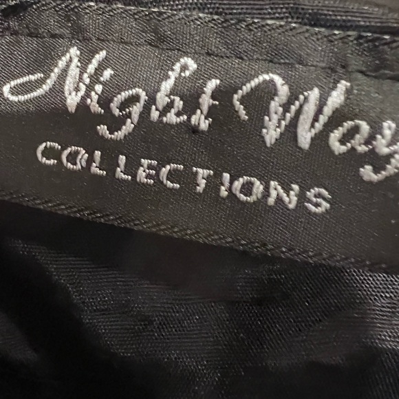 Prom dress - Picture 7 of 8